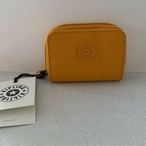 Kipling Women's Tops Wallets